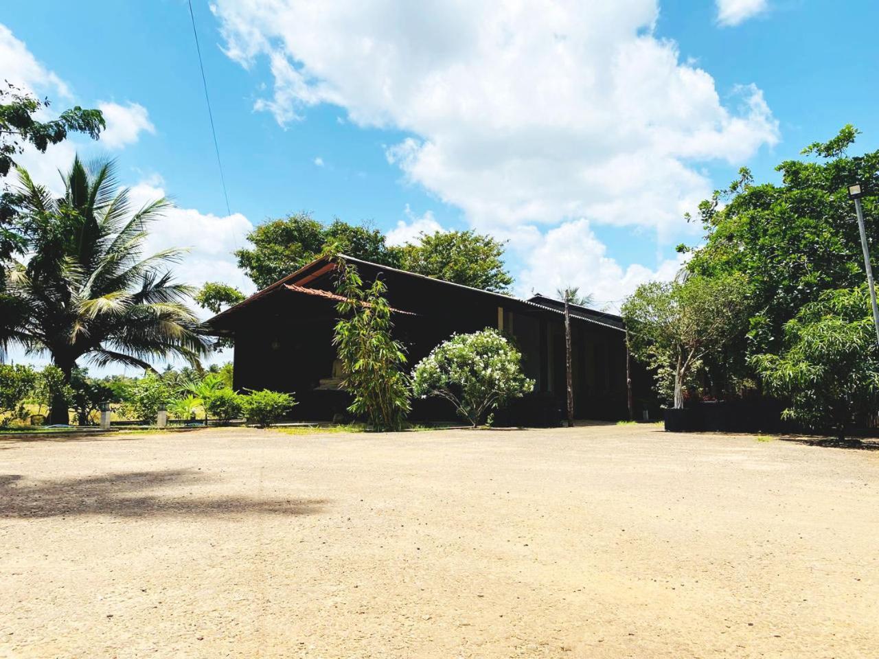 Athyantha Resort Anuradhapura Zewnętrze zdjęcie