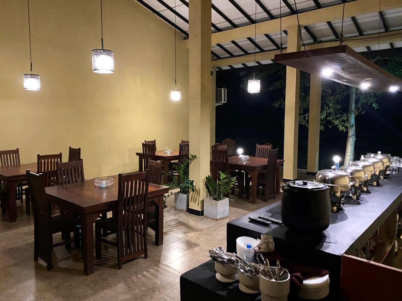 Athyantha Resort Anuradhapura Zewnętrze zdjęcie